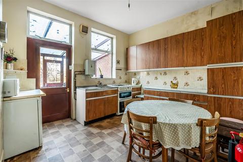 136 Grove Road, Sutton, SM1 2DF