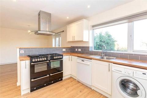 4 bedroom link detached house for sale, Chandos Road, Buckinghamshire MK18