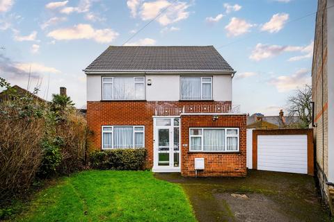 4 bedroom detached house for sale, Preston Avenue, Highams Park