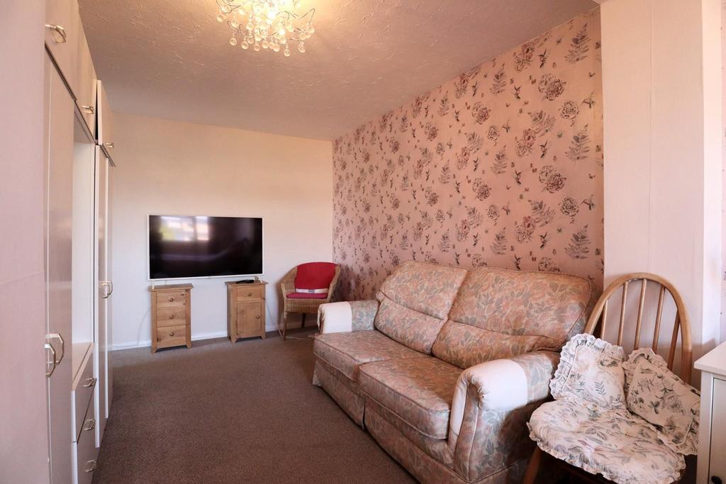 Bedroom 1 - Dressing area.jpg