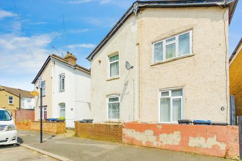 8 Hatton Road, Croydon, CR0 3LX