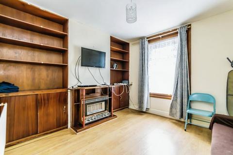 8 Hatton Road, Croydon, CR0 3LX