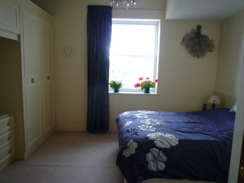 Bedroom.JPG