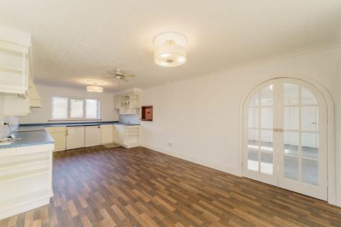 3 bedroom detached bungalow for sale, Jefferson Close, Hook DN14