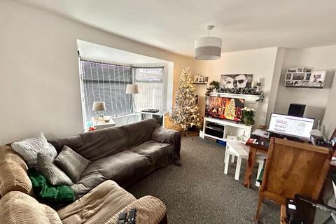 3 bedroom end of terrace house for sale, Briton St, Thurnscoe, Rotherham, S63 0HH