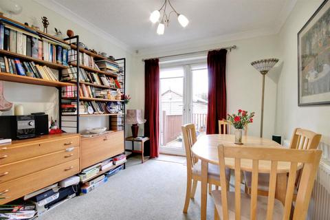 24 The Spinney, Cottingham, HU16 5AU