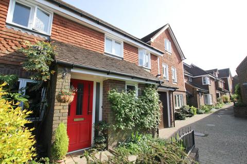 4 bedroom end of terrace house for sale, Old Mill Walk, BATTLE, TN33