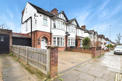 5 bedroom semi-detached house for sale, Wychwood Avenue, Luton, Bedfordshire, LU2 7HT