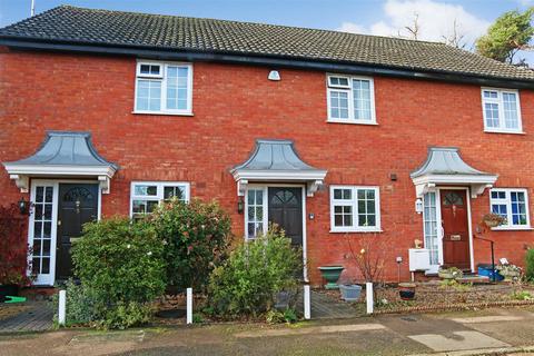 2 bedroom terraced house to rent, Athlone Close, Radlett WD7