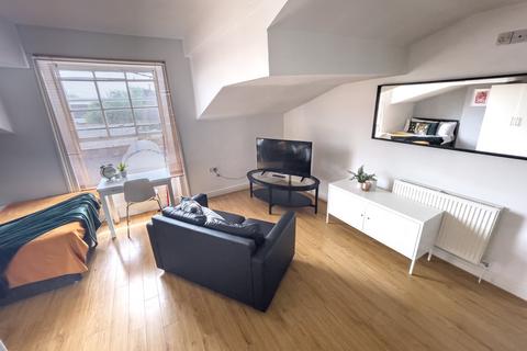 1 bedroom flat to rent, Upper Parliament Street, L8 7LG,