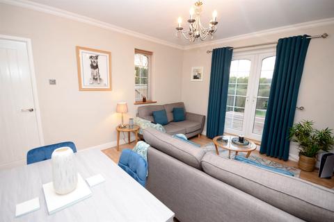 36 Dennison Crescent, Birtley, Chester Le Street, DH3 1NN
