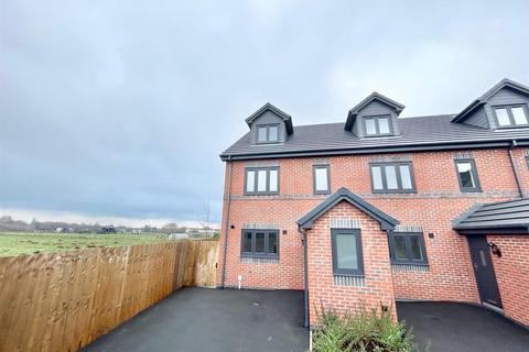Newton Gardens, Lowton, Warrington