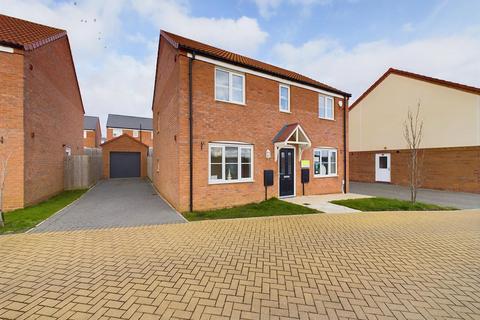 4 bedroom detached house for sale, Blenheim Drive, Swaffham