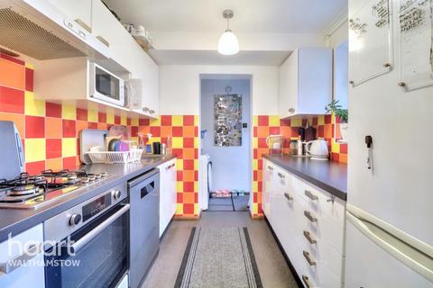 37 Salisbury Road, Chingford, London, E4 6TA