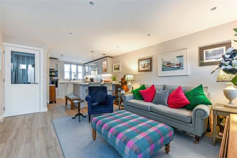 3 bedroom end of terrace house for sale, St Peters, Chichester, West Sussex, PO19