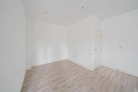 1 bedroom apartment to rent, Alton Mews,  Aylesbury,  HP19