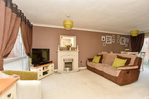 3 bedroom terraced house for sale, Wildman Close, Rainham, Gillingham, Kent