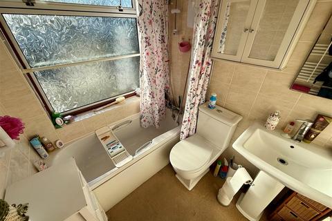22 Colebrook Road, Shirley, Solihull, B90 2LD