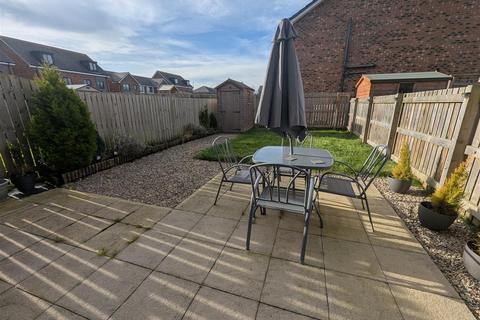 3 bedroom semi-detached house for sale, Elm Gardens, Middleton St. George, Darlington