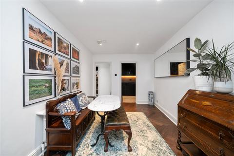 1 bedroom apartment to rent, Carmonlaw House, 179 Cambridge Heath Road, London, E1