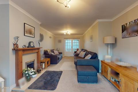 67 Britannia Drive, Gravesend, DA12 4RP