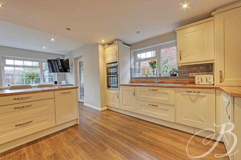 3 bedroom detached house for sale, Prince Andrew Road, Maidenhead, SL6