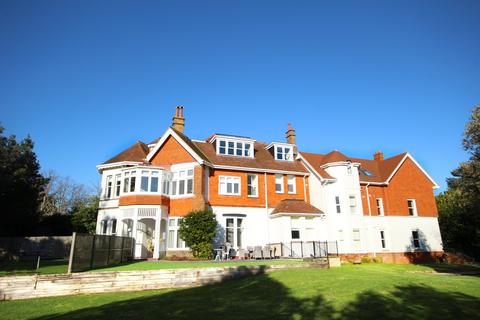 Flat 5, 25 Mckinley Road, Bournemouth, BH4 8AG