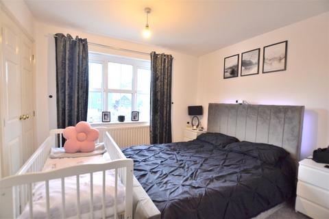 2 bedroom terraced house for sale, Longmoor Court, Fleet GU51