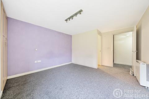 2 Ruskin, Caversham, Reading, RG4 6LE
