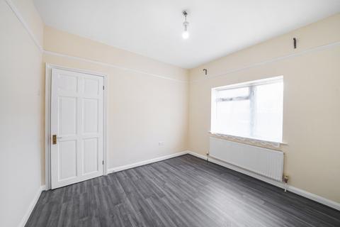 116 Gresham Road, London, NW10 9BY