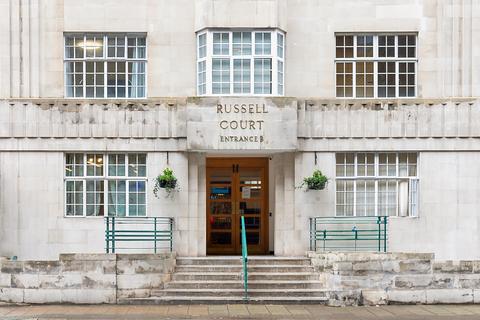 Studio for sale, Russell Court, Bloomsbury, London WC1H