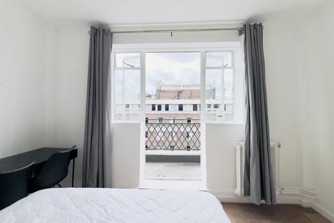 Studio for sale, Russell Court, London, WC1H