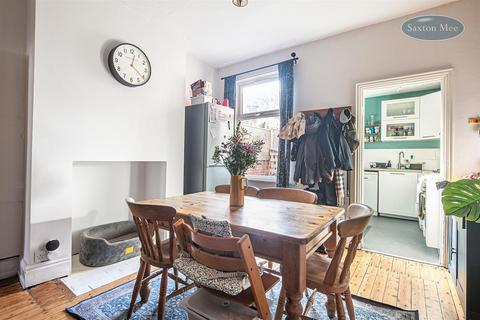 117 Dixon Road, Sheffield, S6 4GA