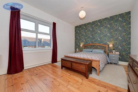 117 Dixon Road, Sheffield, S6 4GA