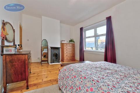 117 Dixon Road, Sheffield, S6 4GA
