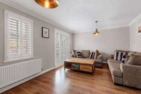 57 Cavendish Walk, Epsom, KT19 8AP