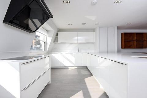 3 bedroom apartment to rent, Cornwall Gardens, London, SW7