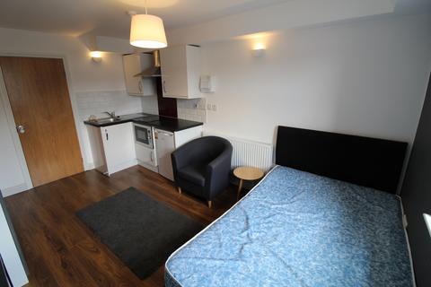 Studio to rent, Studio 6, 28 Chapel Hill  , Huddersfield, West Yorkshire, HD1