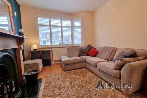 3 bedroom semi-detached house for sale, Thomas Avenue, Radcliffe-On-Trent, Nottingham