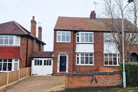 9 Thomas Avenue, Radcliffe On Trent, Nottingham, NG12 2HT