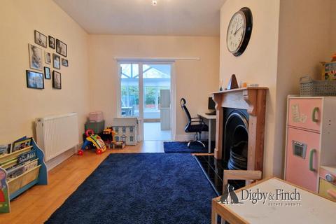 9 Thomas Avenue, Radcliffe On Trent, Nottingham, NG12 2HT