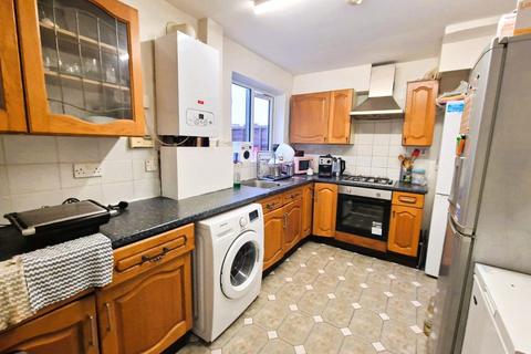 3 bedroom semi-detached house for sale, Harrow Weald, London HA3
