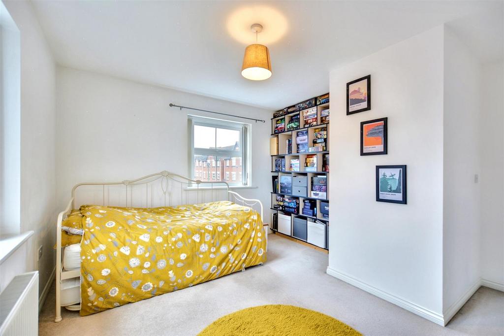 Bedroom 3 2.jpeg