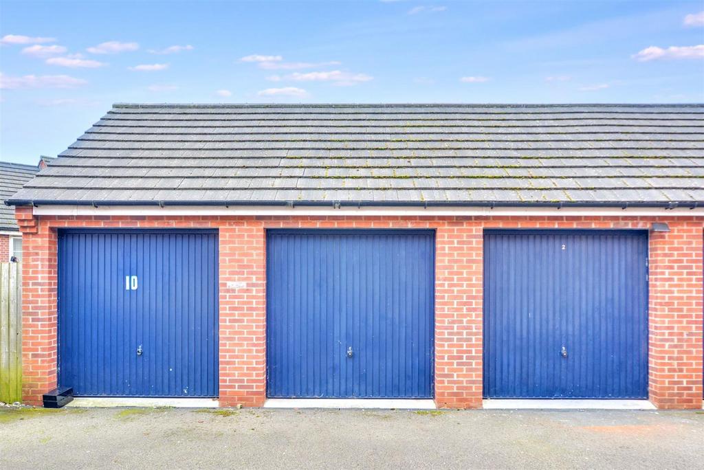 Garage.jpeg