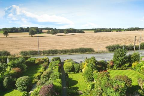 3 bedroom semi-detached house for sale, Liverpool Road, Haydock, Haydock, WA11