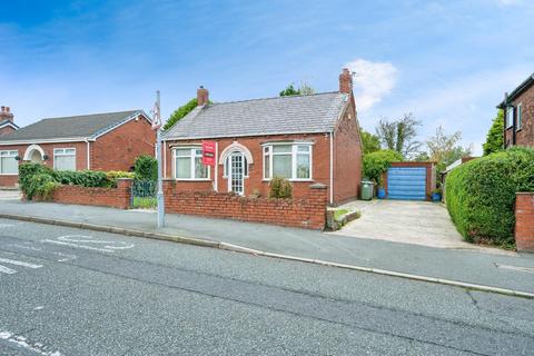 2 bedroom bungalow for sale, Woodlands Road, St Helens, WA11