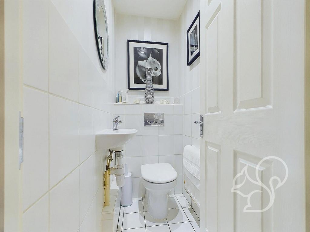 CAM01659 G0-PR0320-STILL005.jpg