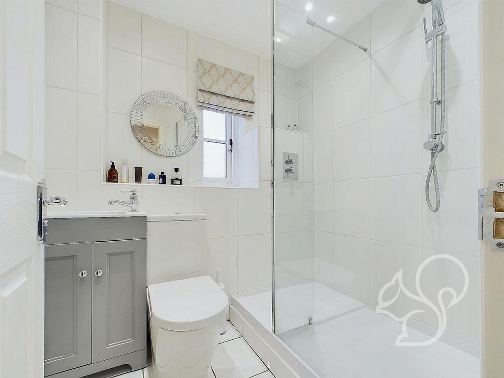 CAM01659 G0-PR0320-STILL016.jpg