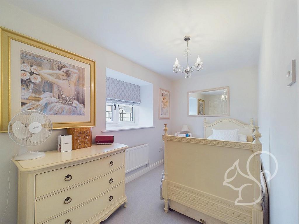 CAM01659 G0-PR0320-STILL026.jpg