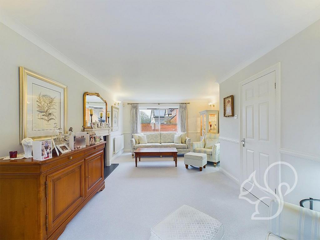 CAM01659 G0-PR0320-STILL012.jpg